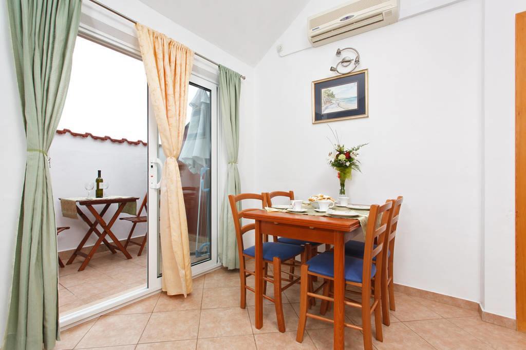 Apartments Obala Bol Zewnętrze zdjęcie